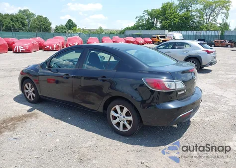 2011 Mazda Mazda3 I Touring z USA, uszkodzony, nr VIN JM1BL1VG9B1407775